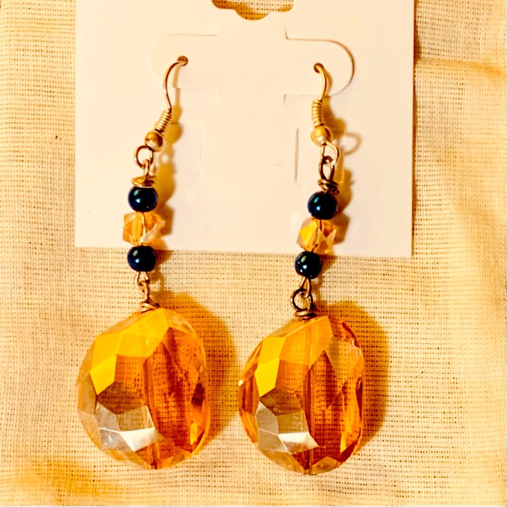 New and Beautiful Artist Made Polished Stone Crystal Earrings.  Weighty 🤩😍